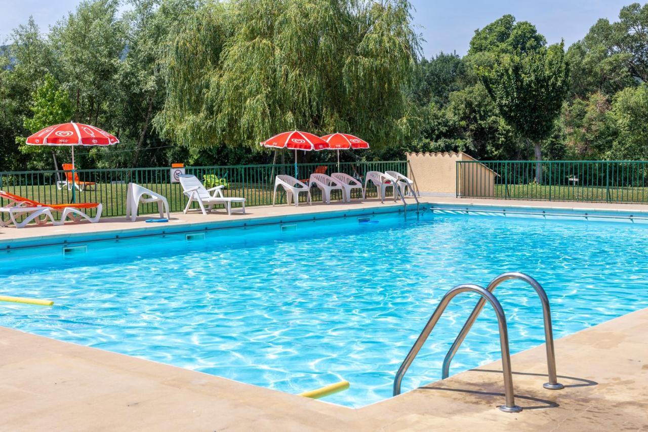 Camping Sites et Paysages Les Prés Hauts Sisteron Exterior foto